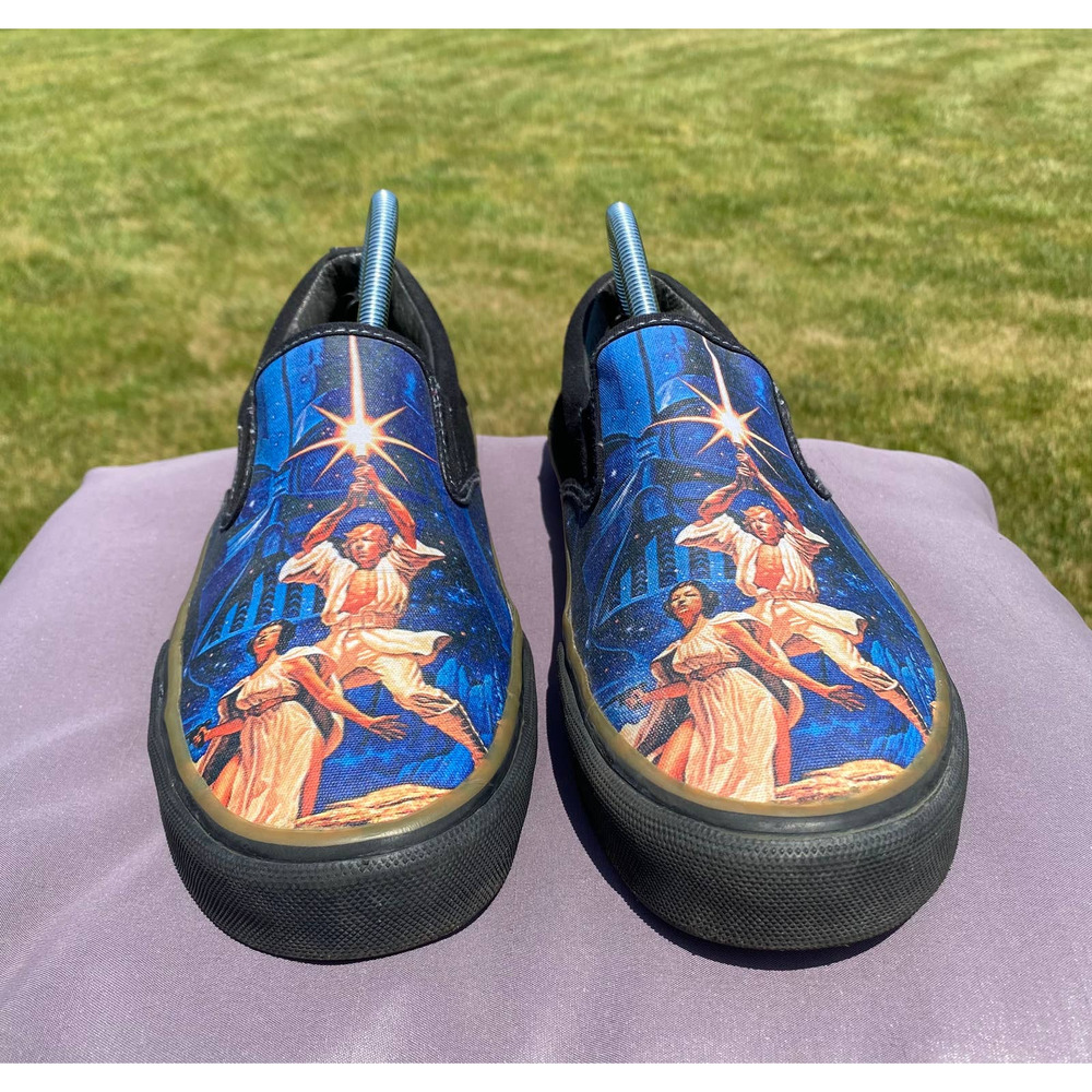 Star Wars Skechers Slip On Shoe Men's sz 9/Women's sz 11  Luke Skywalker Leia